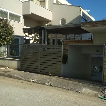 Trikala Alex House Apartamento Exterior foto